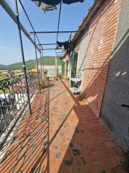 Porzione Di Casa via Localita Le Case, Guardea