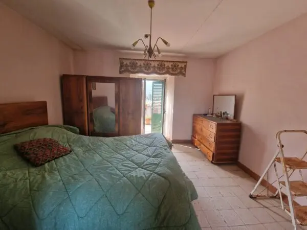Porzione Di Casa via Localita Le Case, Guardea