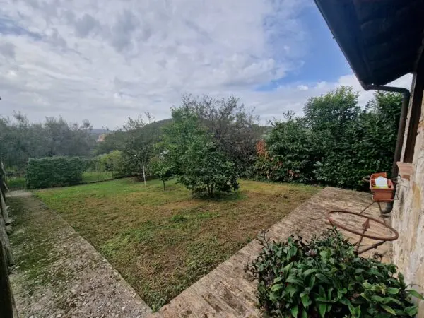 Villa strada Del Fondo, Amelia