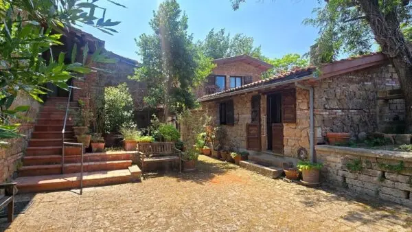 Casale via Località San Giorgio 4, Proceno