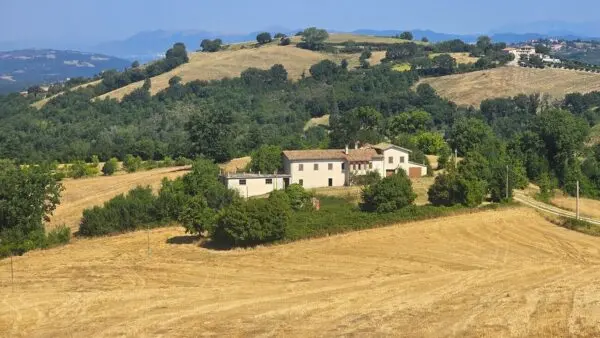 Casale via Morano Osteria, Gualdo Tadino