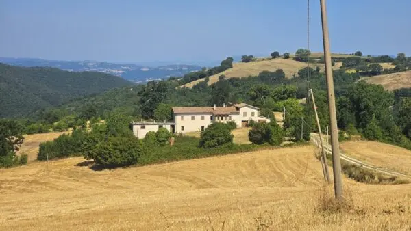 Casale via Morano Osteria, Gualdo Tadino