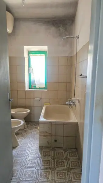 Porzione Di Casa via Selvarella 11, Montecchio