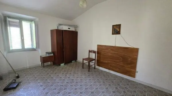 Porzione Di Casa via Selvarella 11, Montecchio