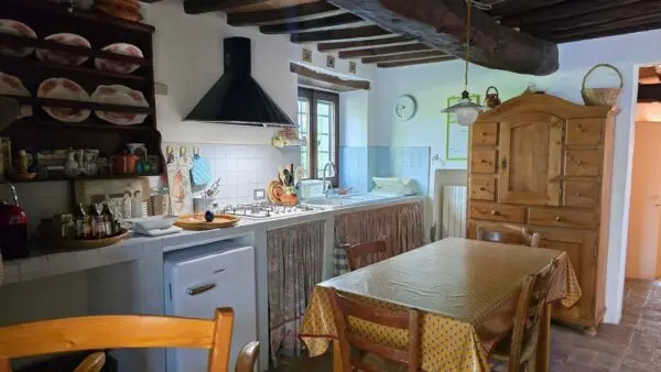 Casale via Sp 92, Baschi