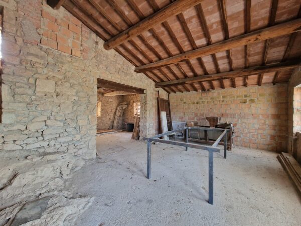 Casale via Santa Maria 21, Baschi