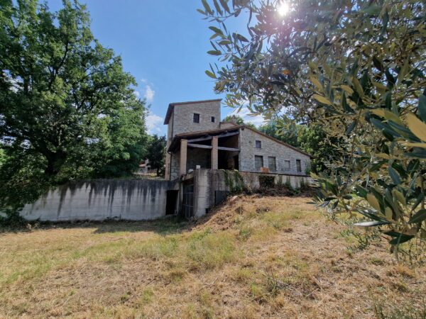 Casale via Santa Maria 21, Baschi