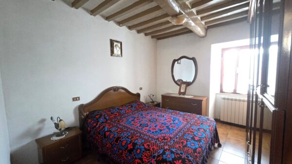 Quadrilocale via Delle Mura 20, Baschi