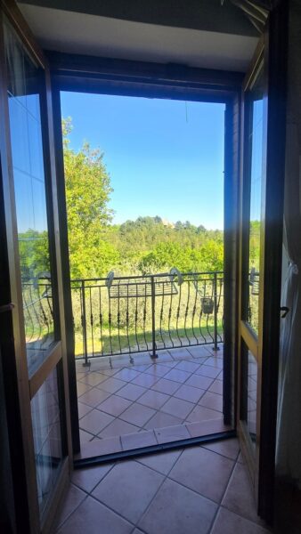 Villa 1, Baschi