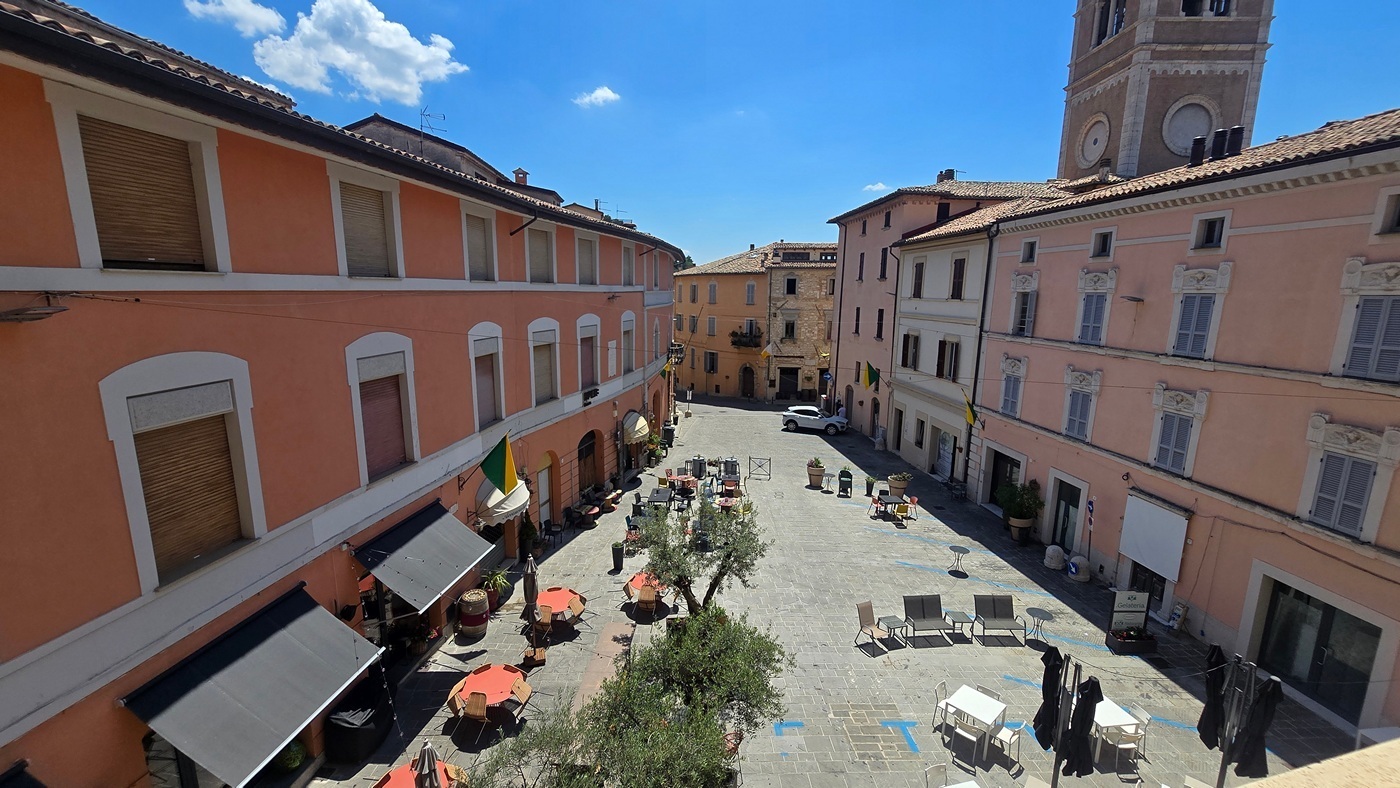 Immagine per Appartamento in vendita a Gualdo Tadino piazza Giuseppe Garibaldi 11
