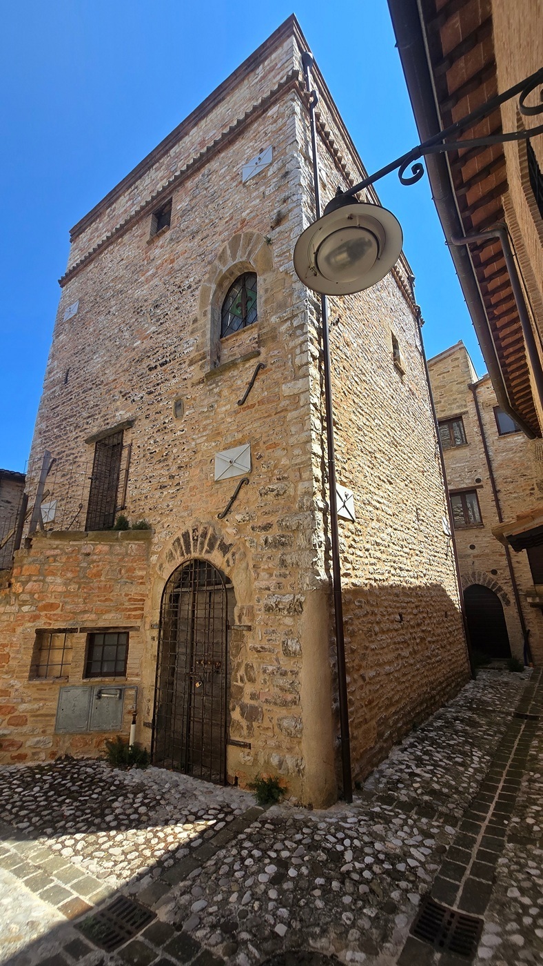 Immagine per Villa trifamiliare in vendita a Nocera Umbra via Vocabolo Colle 28