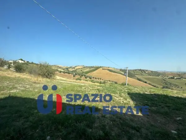Villa via Contrada Razzano, Morro D'Oro