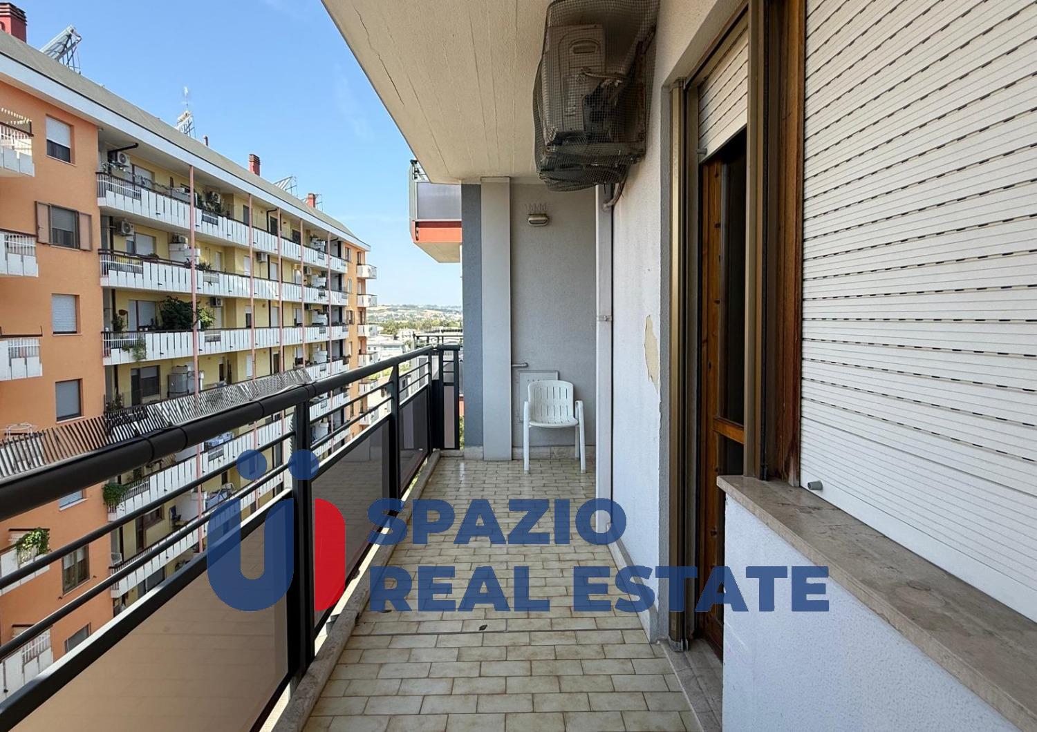 Immagine per Appartamento in vendita a Pescara via Aldo Moro 68