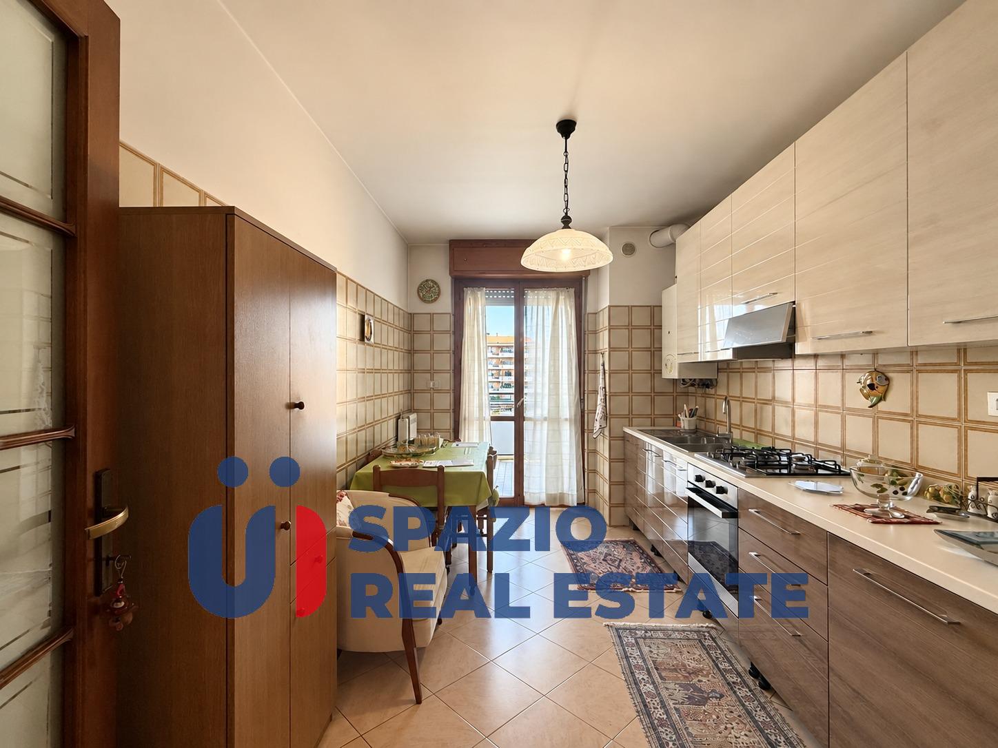 Immagine per Appartamento in vendita a Pescara via Aldo Moro 68