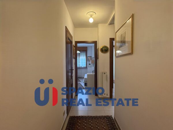 Immagine per Appartamento in vendita a Pescara via Aldo Moro 68
