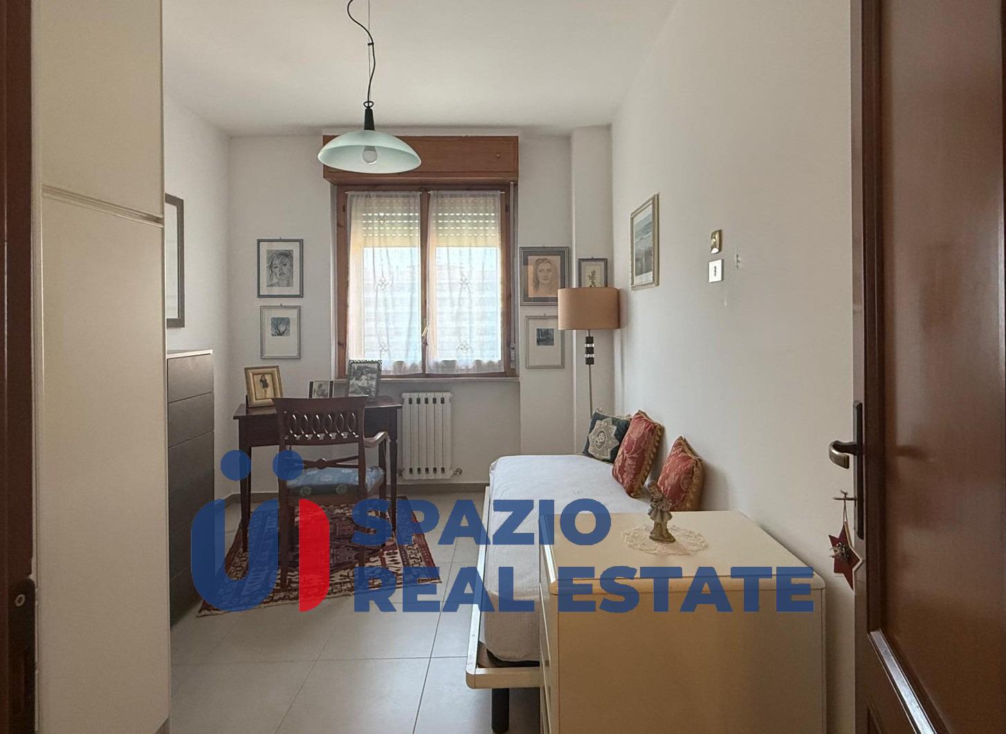 Immagine per Appartamento in vendita a Pescara via Aldo Moro 68