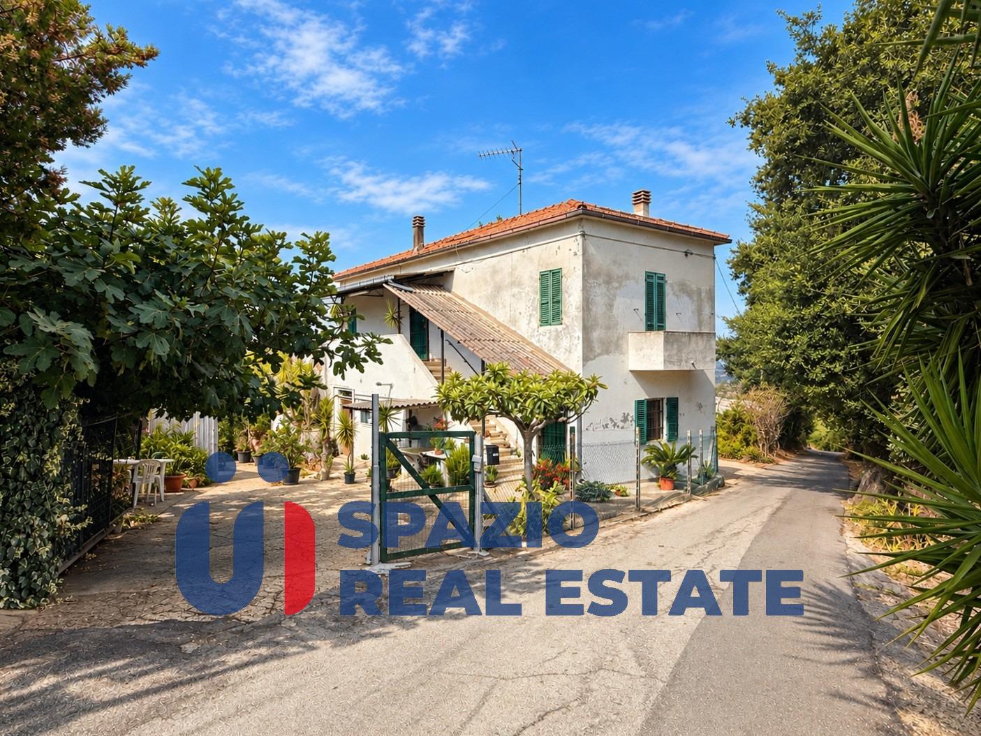 Immagine per Casa indipendente in vendita a Montesilvano via Della Stazione 1