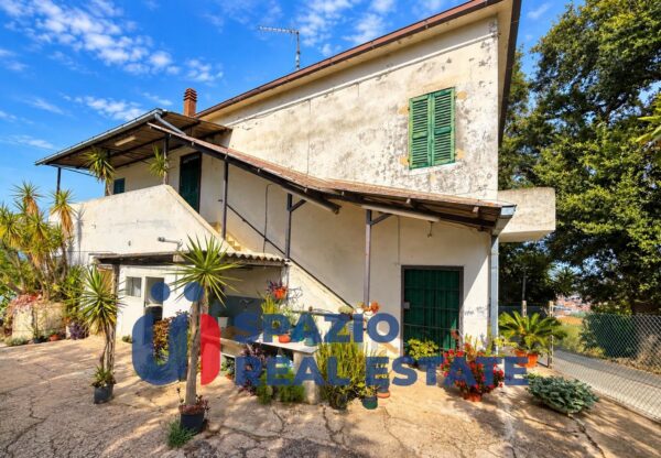 Immagine per Casa indipendente in vendita a Montesilvano via Della Stazione 1