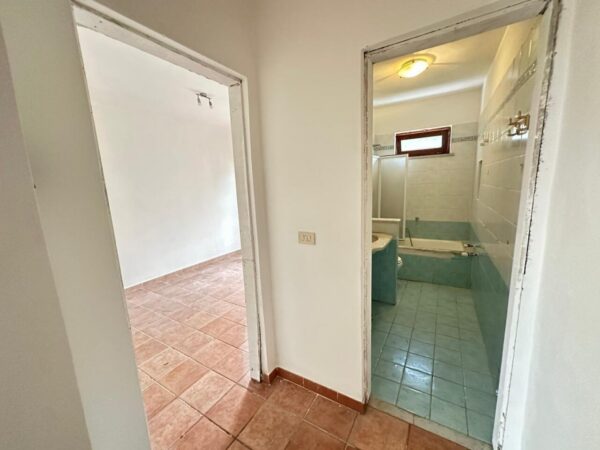 Bilocale via Larga, Luni