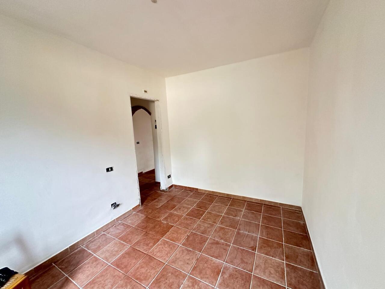 Immagine per Bilocale in vendita a Luni via Larga