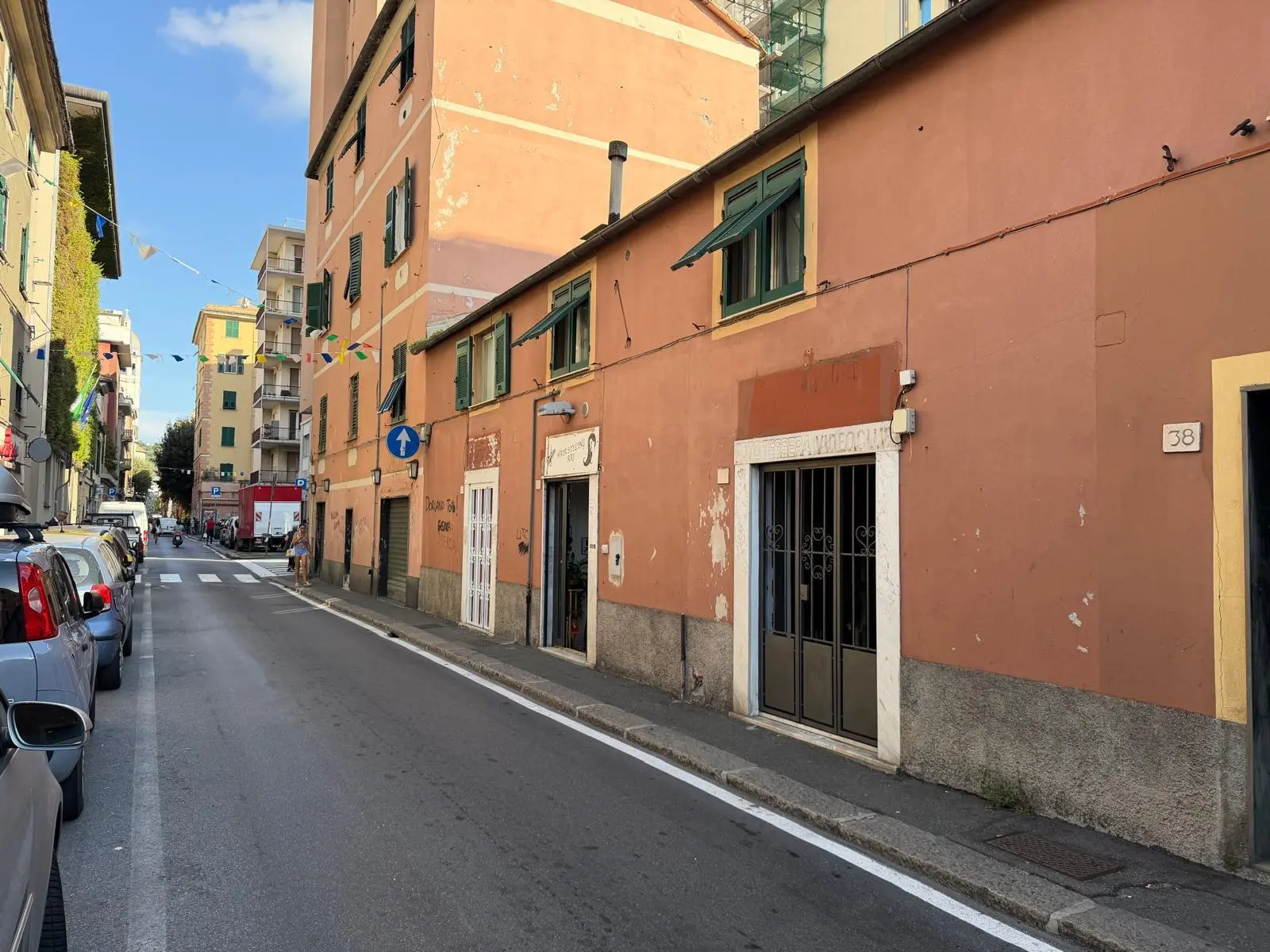 Immagine per Capannone in affitto a Genova via Ciro Menotti 128r