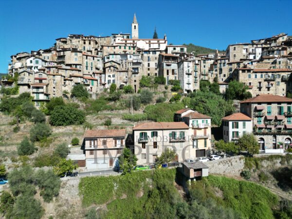 Trilocale via Sp 63, Apricale