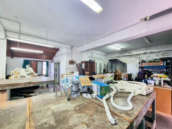 Magazzino via Alle Ville 63, Ventimiglia