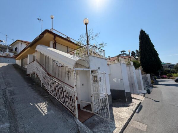 Villa Bifamiliare 28, Sanremo