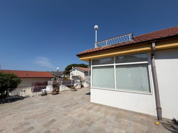 Villa Bifamiliare 28, Sanremo