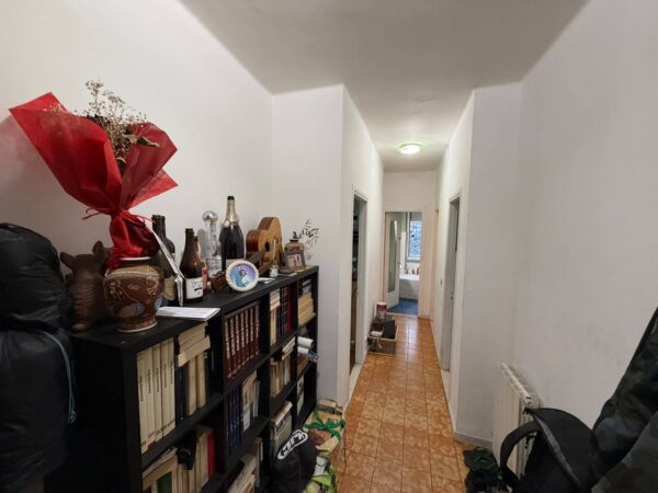 Trilocale strada Borgo 111, Sanremo