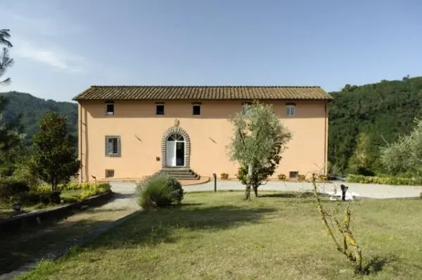 Villa via Del Seminario 252, Lucca
