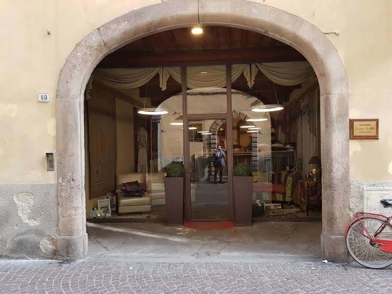 Immagine per Commerciale in affitto a Lucca piazza San Michele