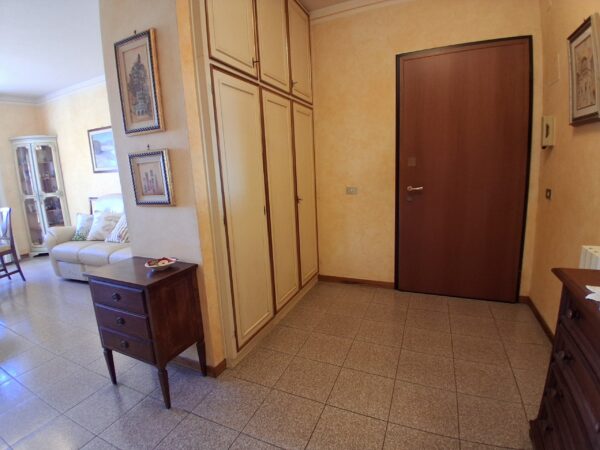 Appartamento via Pisana 31, Lucca