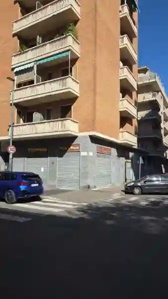 Negozio via Mosca, Torino
