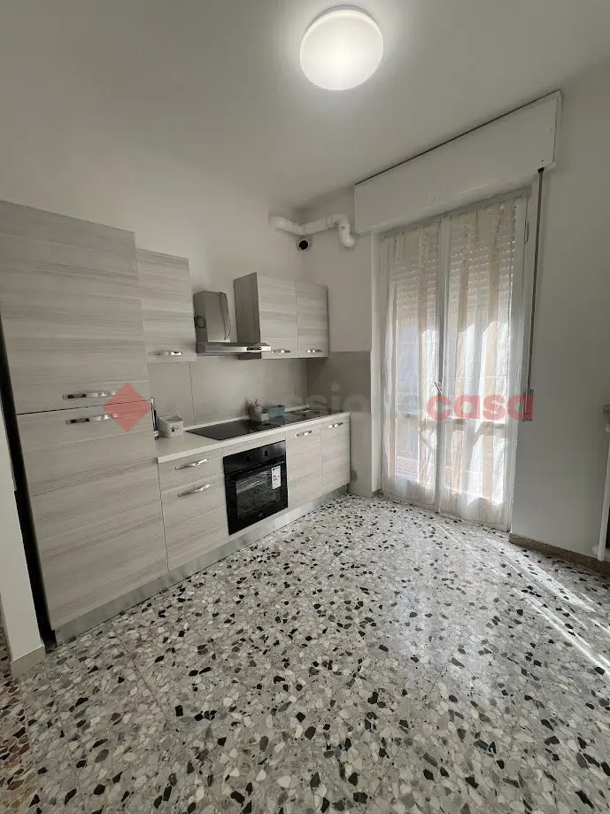 Immagine per Appartamento in affitto a Verona via Badile 1