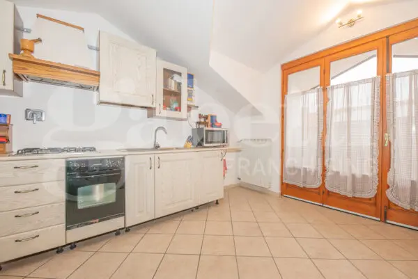 Appartamento via Borgata Tunin 30, Giaveno