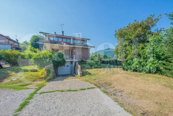 Villa Bifamiliare via Tetto 15, Reano
