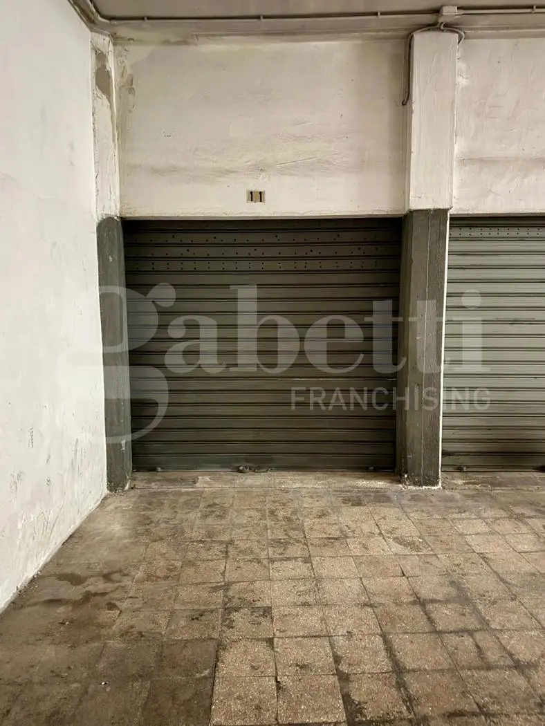 Immagine per Box in vendita a Barletta via Generale Vaccari