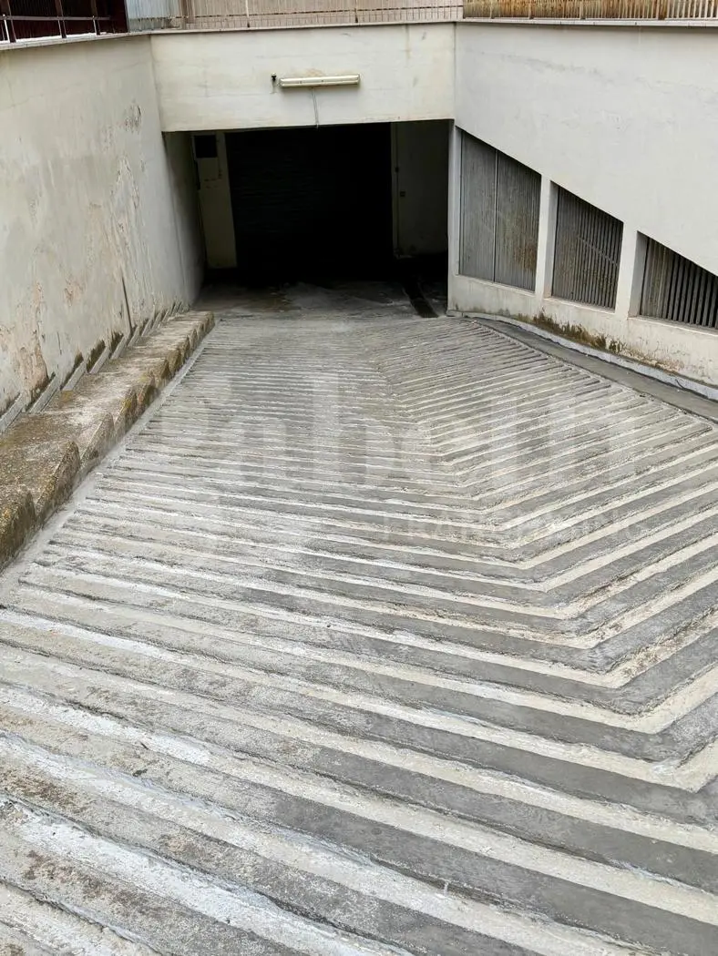 Immagine per Box in vendita a Barletta via Generale Vaccari