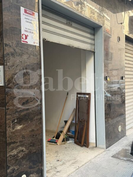 Box via Della Costituzione, Barletta