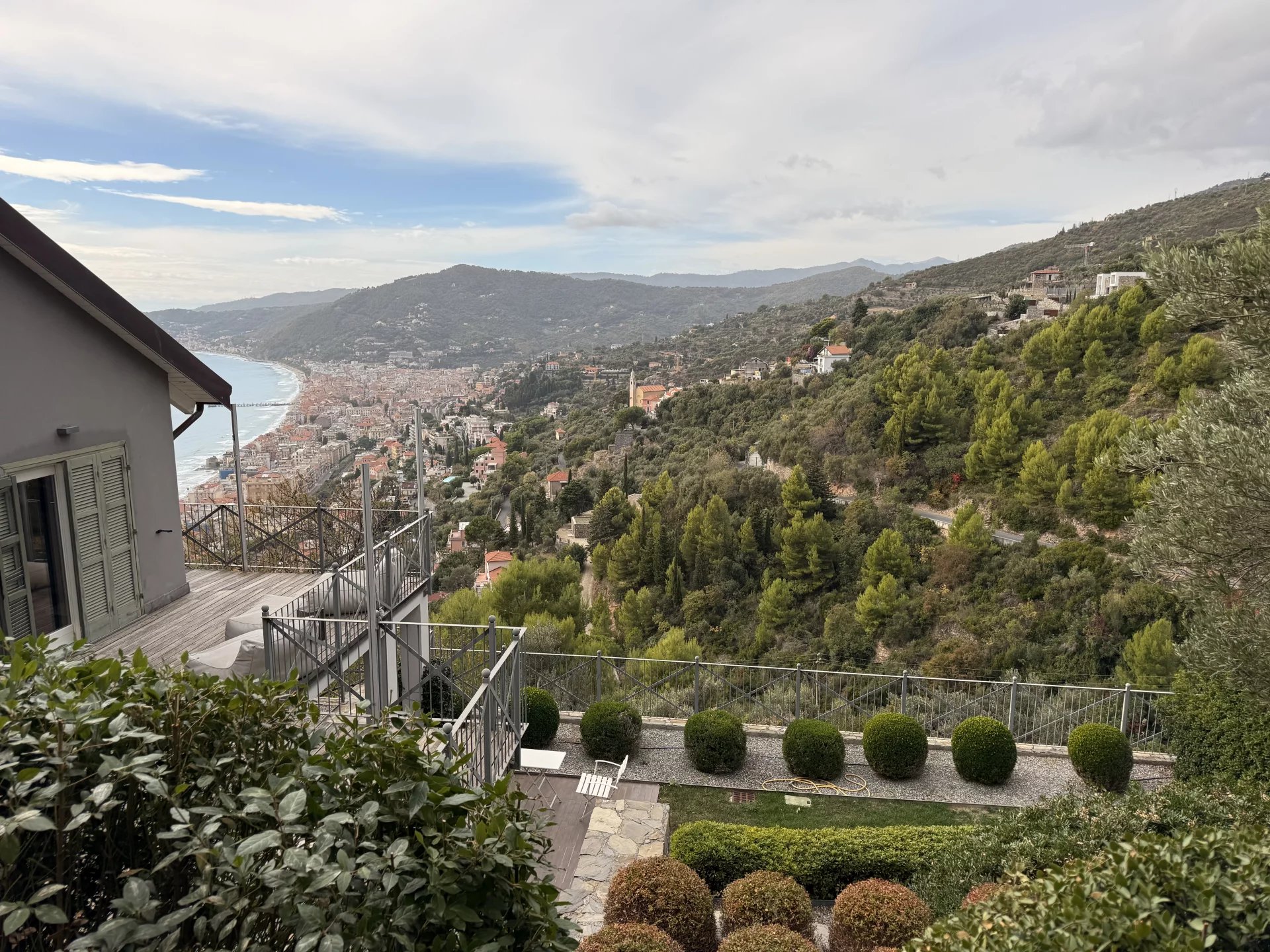 Immagine per Villa in vendita a Alassio strada Privata Generale Cimmaruta