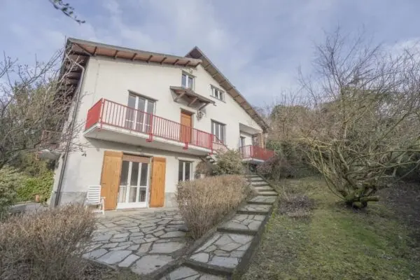 Villa strada Della Creusa, Torino
