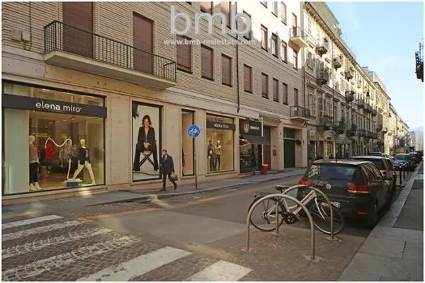 Posto Auto via Cavour 5, Torino