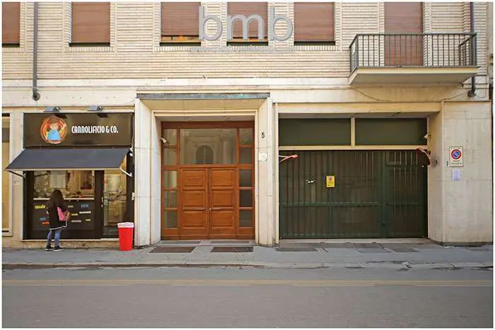 Immagine per Garage in affitto a Torino via Cavour 5
