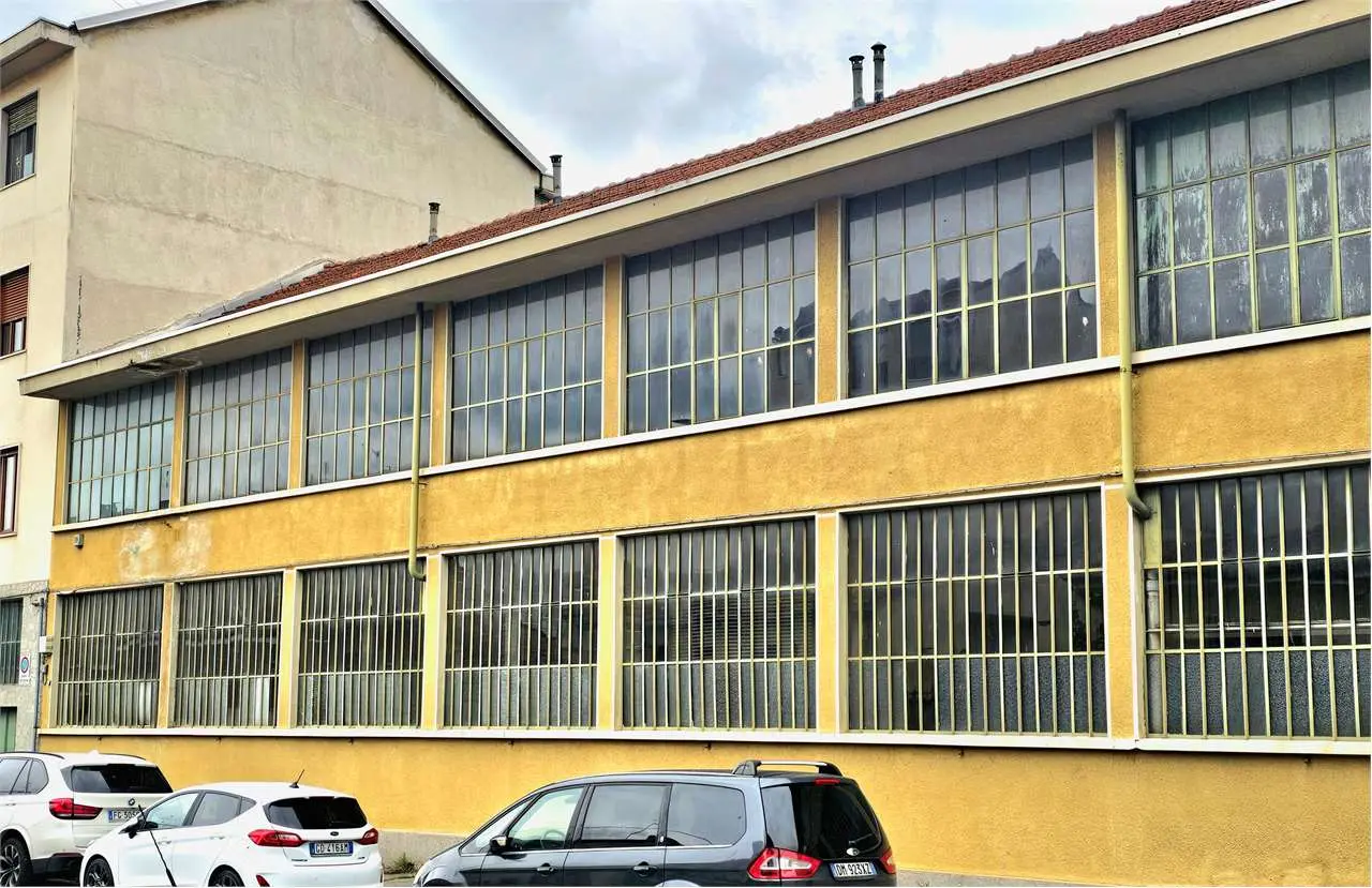 Immagine per Magazzino in vendita a Torino via Gino Capponi 20