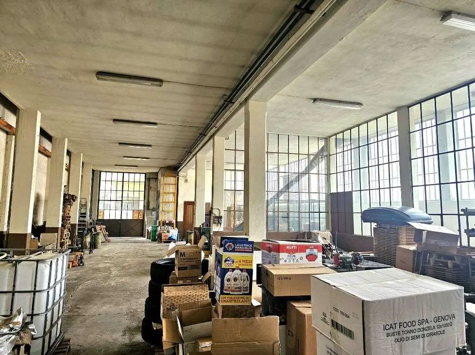 Immagine per Magazzino in vendita a Torino via Gino Capponi 20