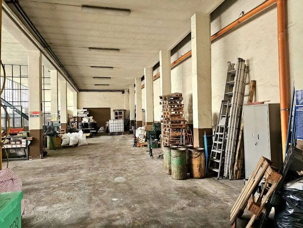Immagine per Magazzino in vendita a Torino via Gino Capponi 20