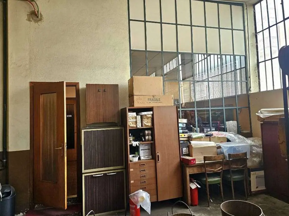 Immagine per Magazzino in vendita a Torino via Gino Capponi 20