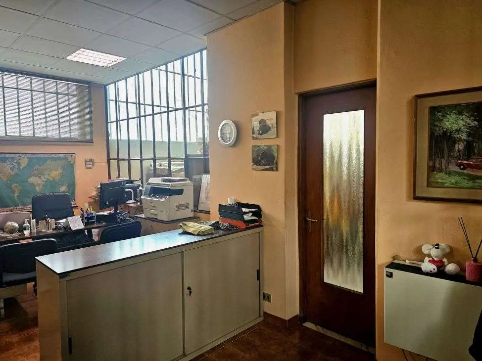 Immagine per Magazzino in vendita a Torino via Gino Capponi 20