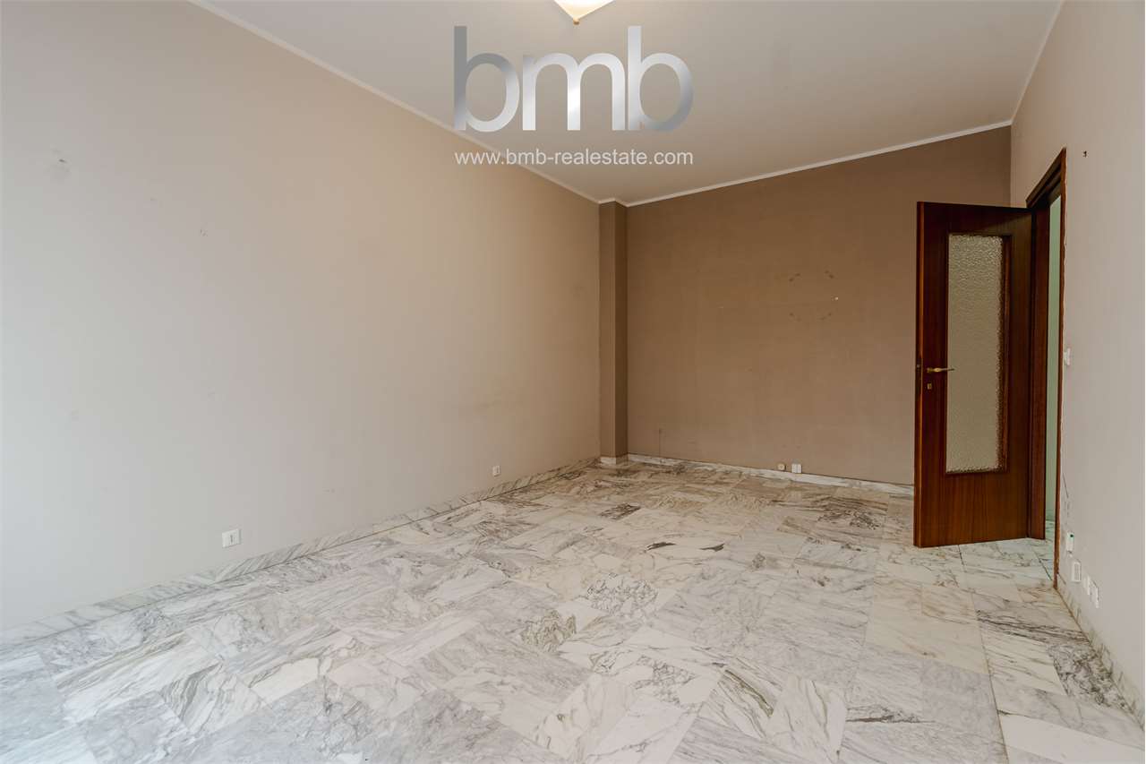 Immagine per Appartamento in vendita a Torino via Antonio Canova 43